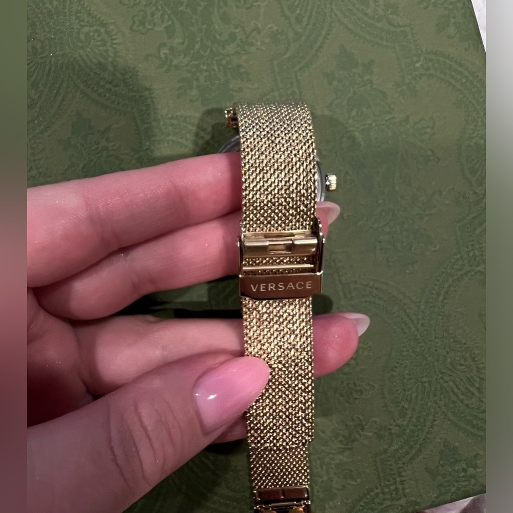 VERSACE REGALIA WATCH - Picture 4 of 10